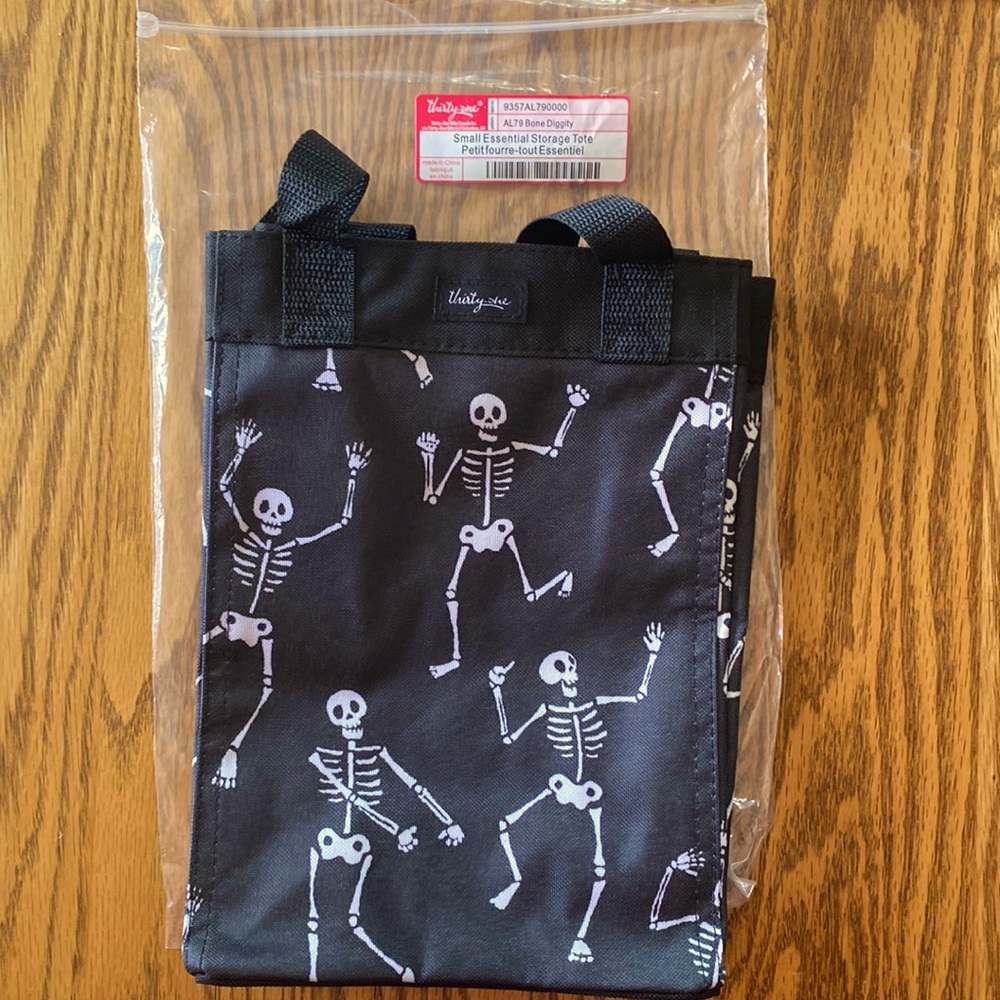 Thirty-one small essential storage tote